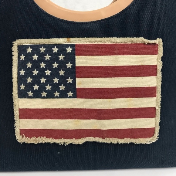 𝅺Amanda Smith Circle Handle American Flag Tote - Picture 3 of 15